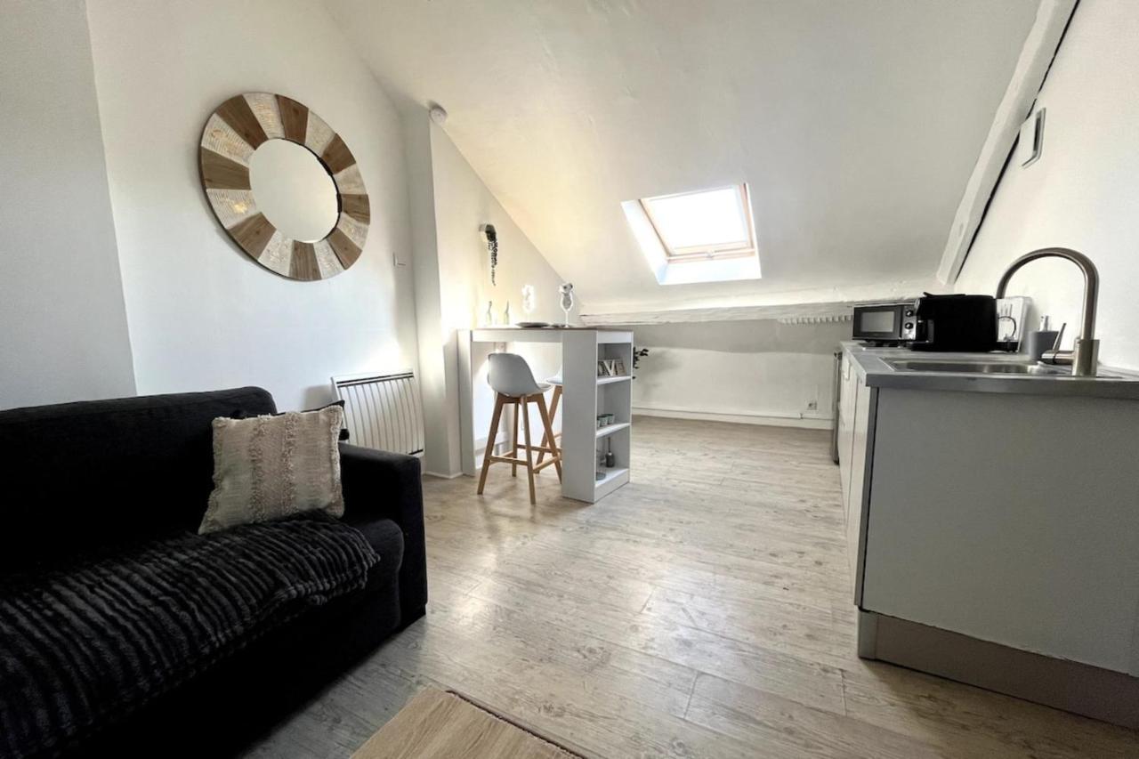 Appartement The Little French Studio - Fontainebleau Extérieur photo